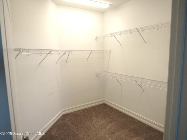 Building Photo - 3398 Addison Dr