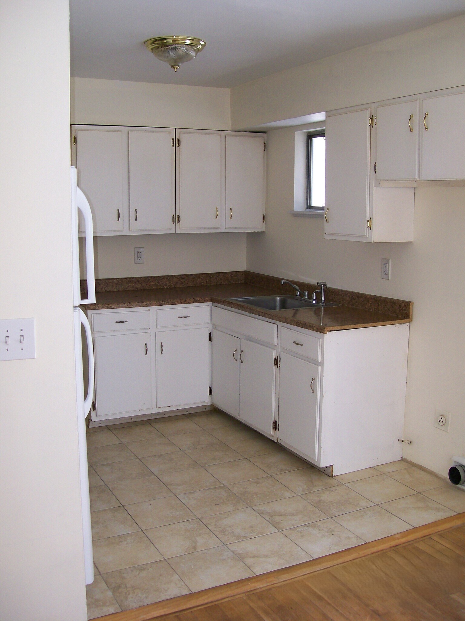 Building Photo - 64 Knollwood Dr