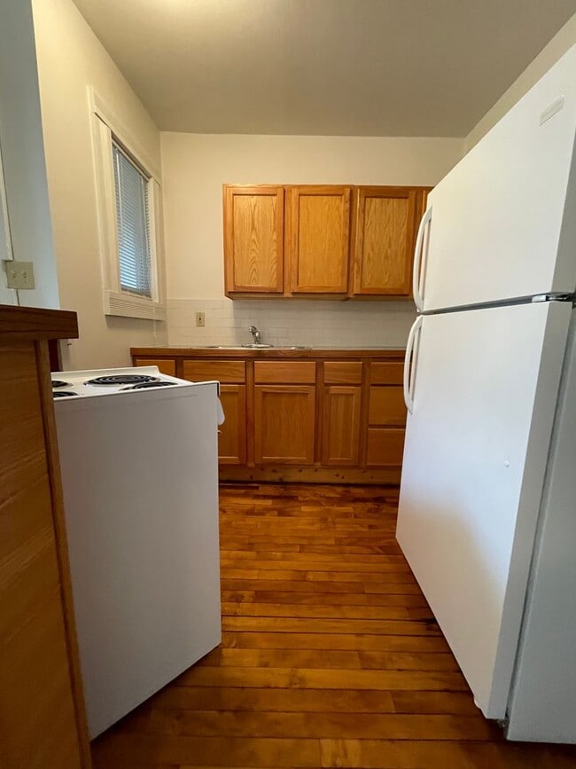 Building Photo - 2 Bedroom Apartment on the Northside