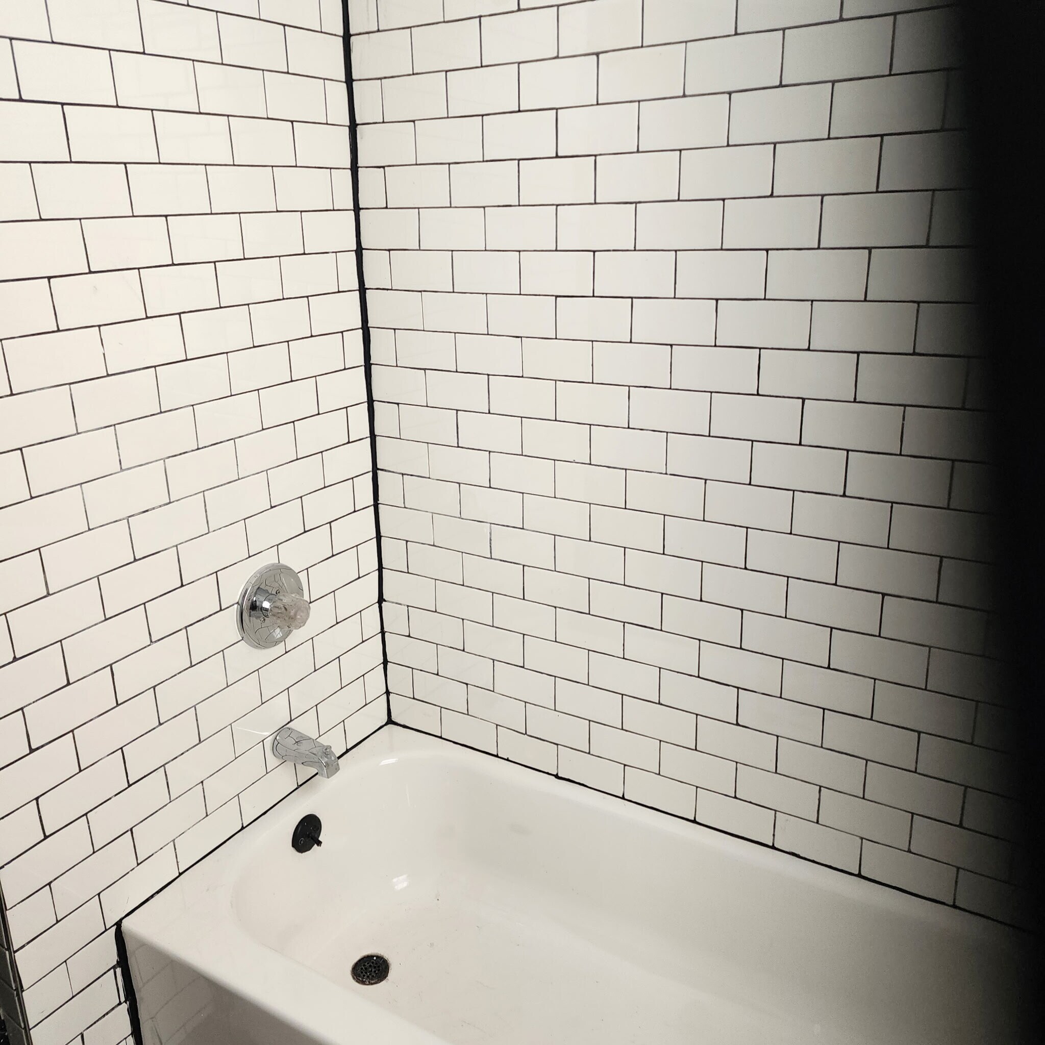 Building Photo - 1528 Thorn St