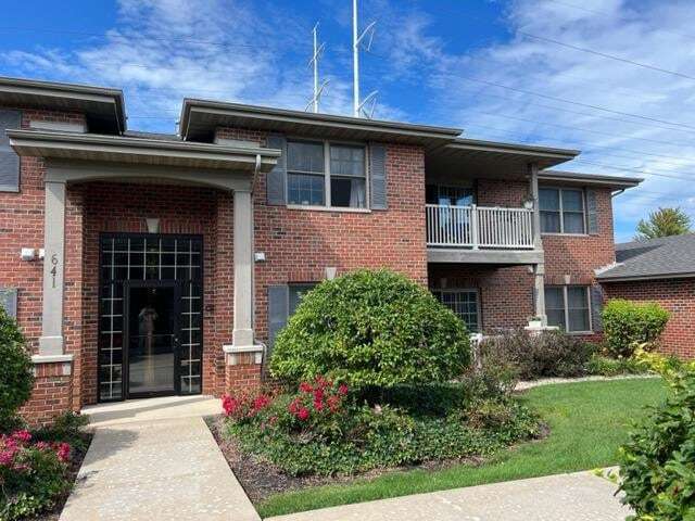 Building Photo - 641 Cambridge Ct