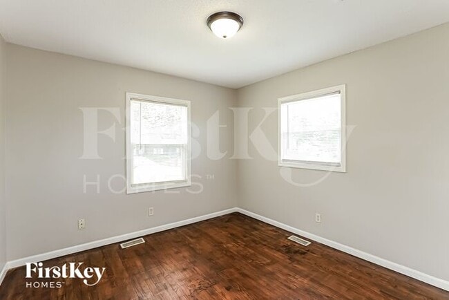 Building Photo - 19112 E Ponca Dr