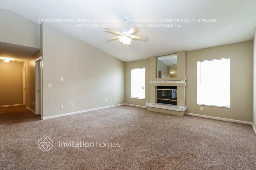 Building Photo - 1902 River Crossing Dr