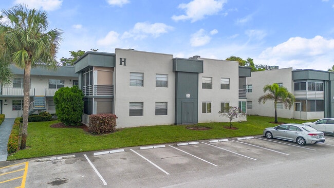 Primary Photo - 339 Normandy Ln