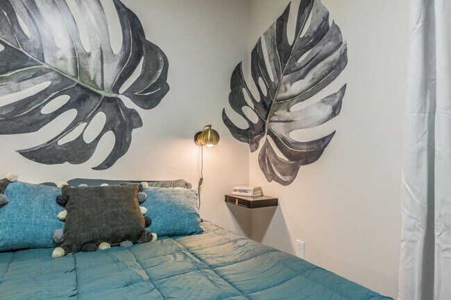 Building Photo - 7105 Chas Dr