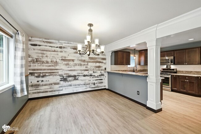 Building Photo - 4 Bedroom | 2.5 Bathroom | Garage - Conven...