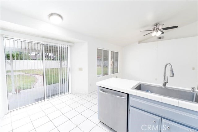 Building Photo - 443 S Tamarisk Ave