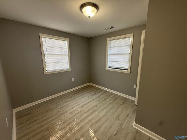 Building Photo - 74 Derrick Dr