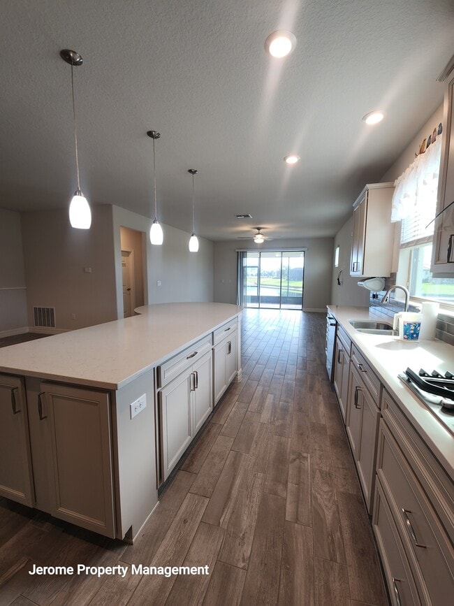 Building Photo - 18743 Coastal Shr Ter