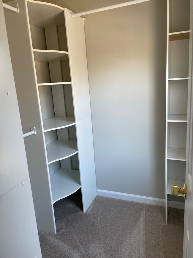 Building Photo - Townhome in Walden! Coming soon!