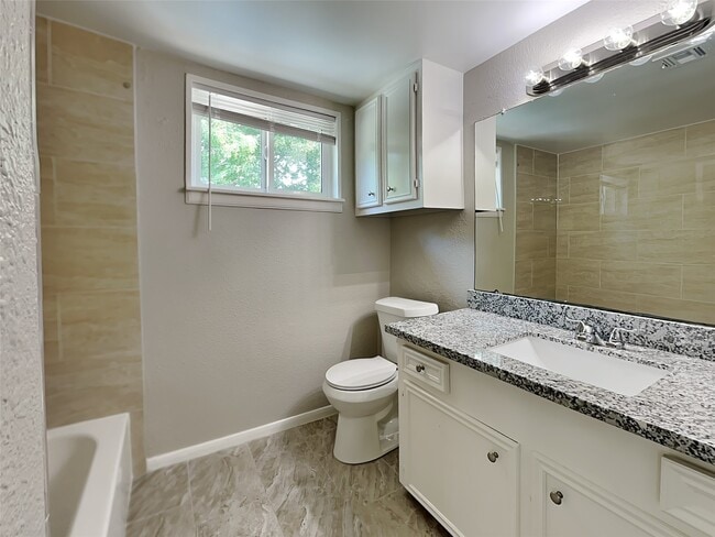 Building Photo - 29623 Raestone St