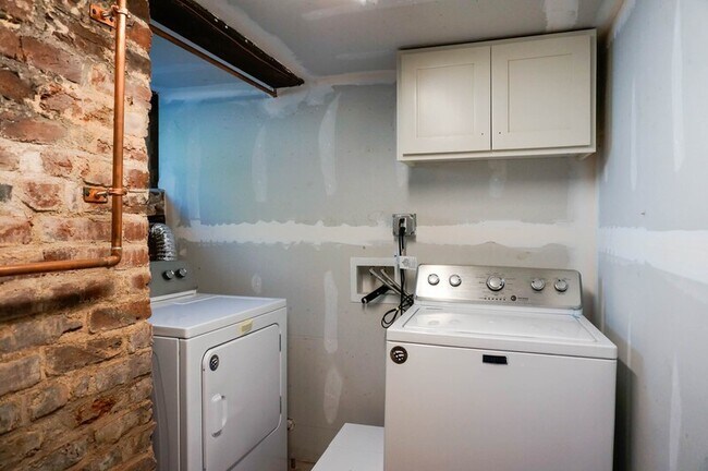 Building Photo - 15 Bearden Ave