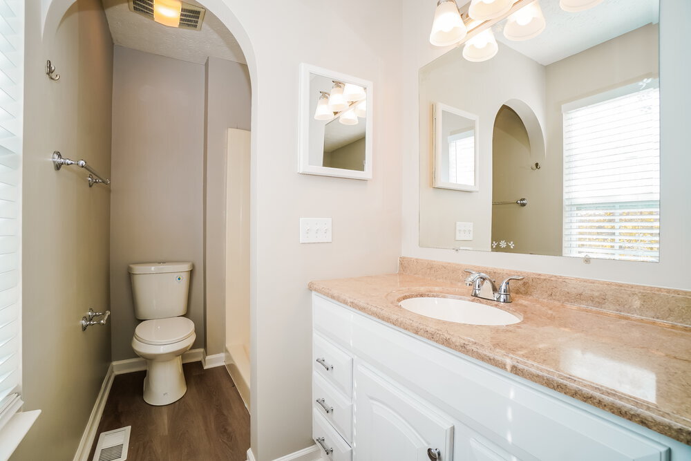 Building Photo - 5086 Sand Ct