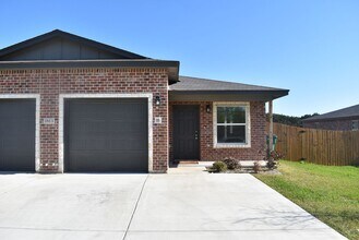 Building Photo - 1813 Ute Trail