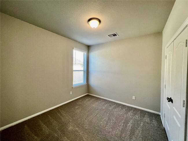 Building Photo - 31418 Horseshoe Meadow Bend Ln