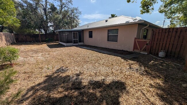 Building Photo - 3441 Thunderbird Ave