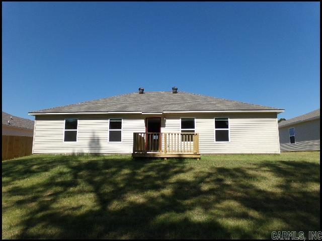 Building Photo - 2424 Vivian Dr
