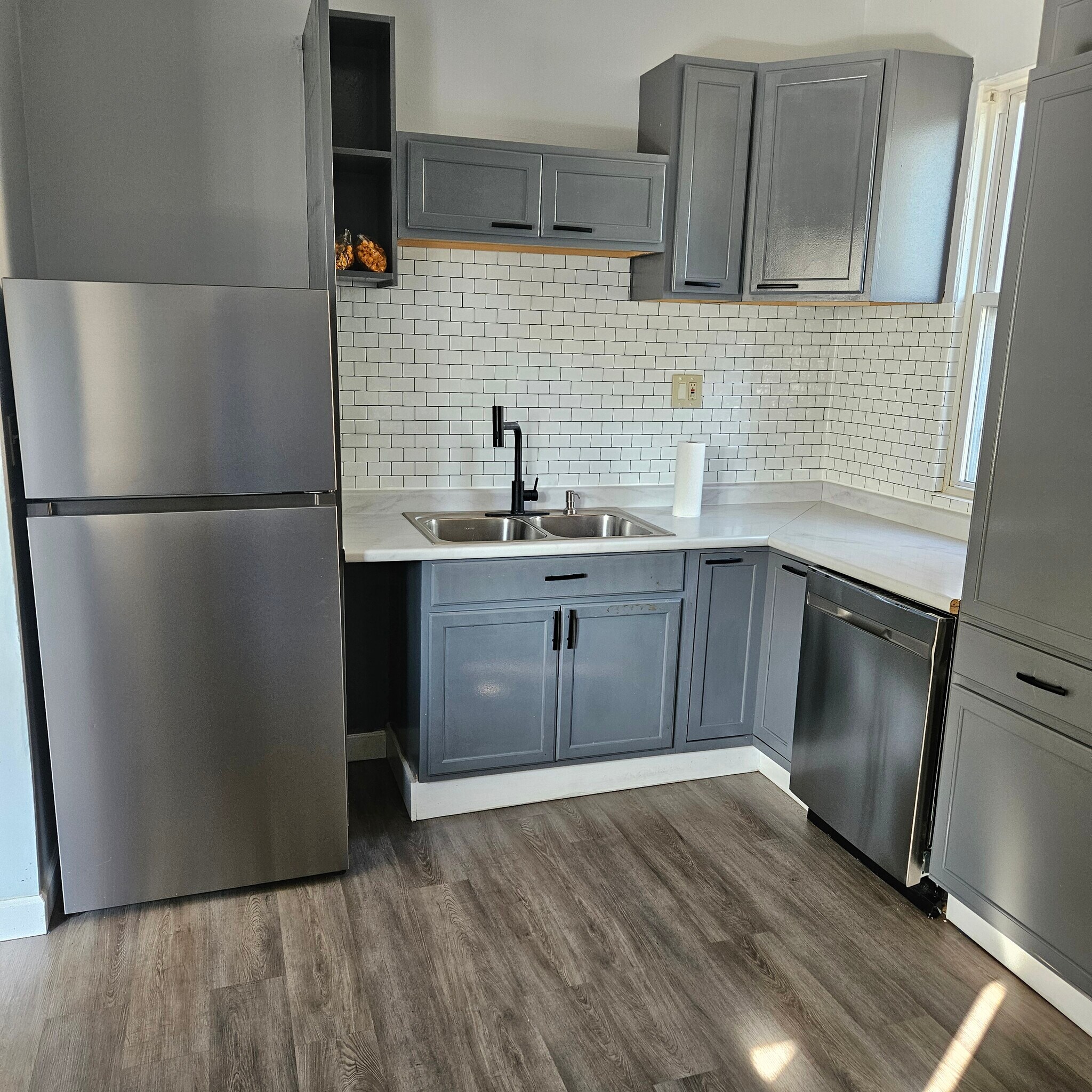 Kitchen - 5241 W Washington Blvd