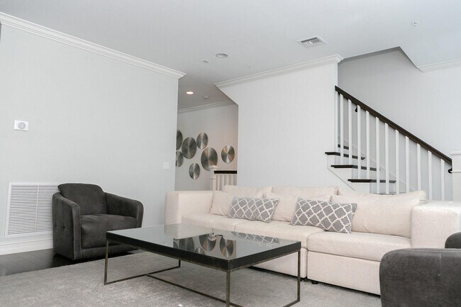 Building Photo - 381 E Cannery Row Cir