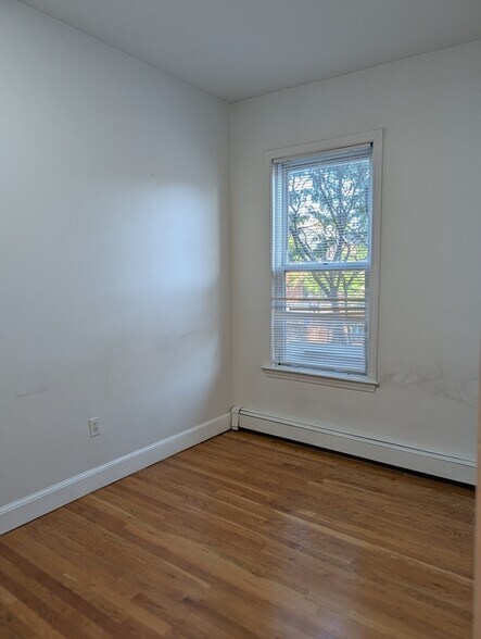 Building Photo - 775 Tremont St