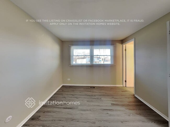 Building Photo - 800 S Cedarcrest Dr