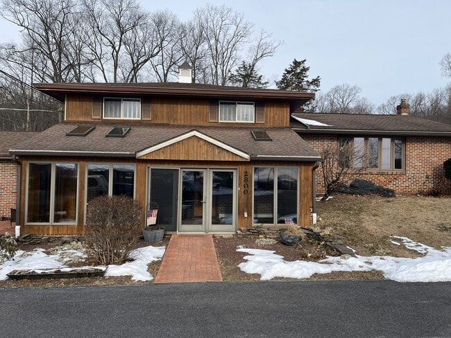 Building Photo - 2800 Mountain Rd