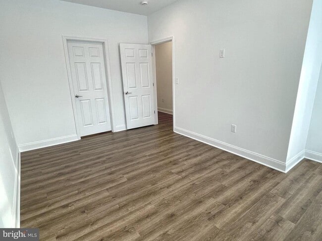 Building Photo - 26 S State St