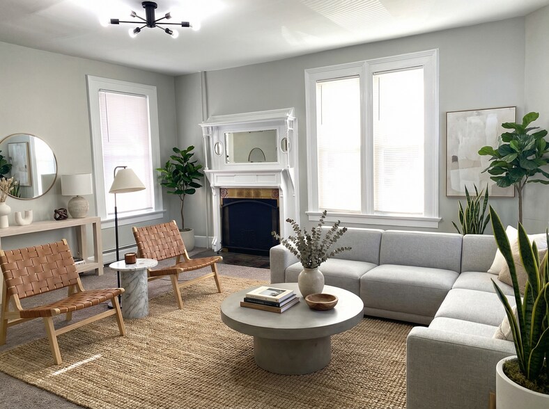 Building Photo - 72 Broad St