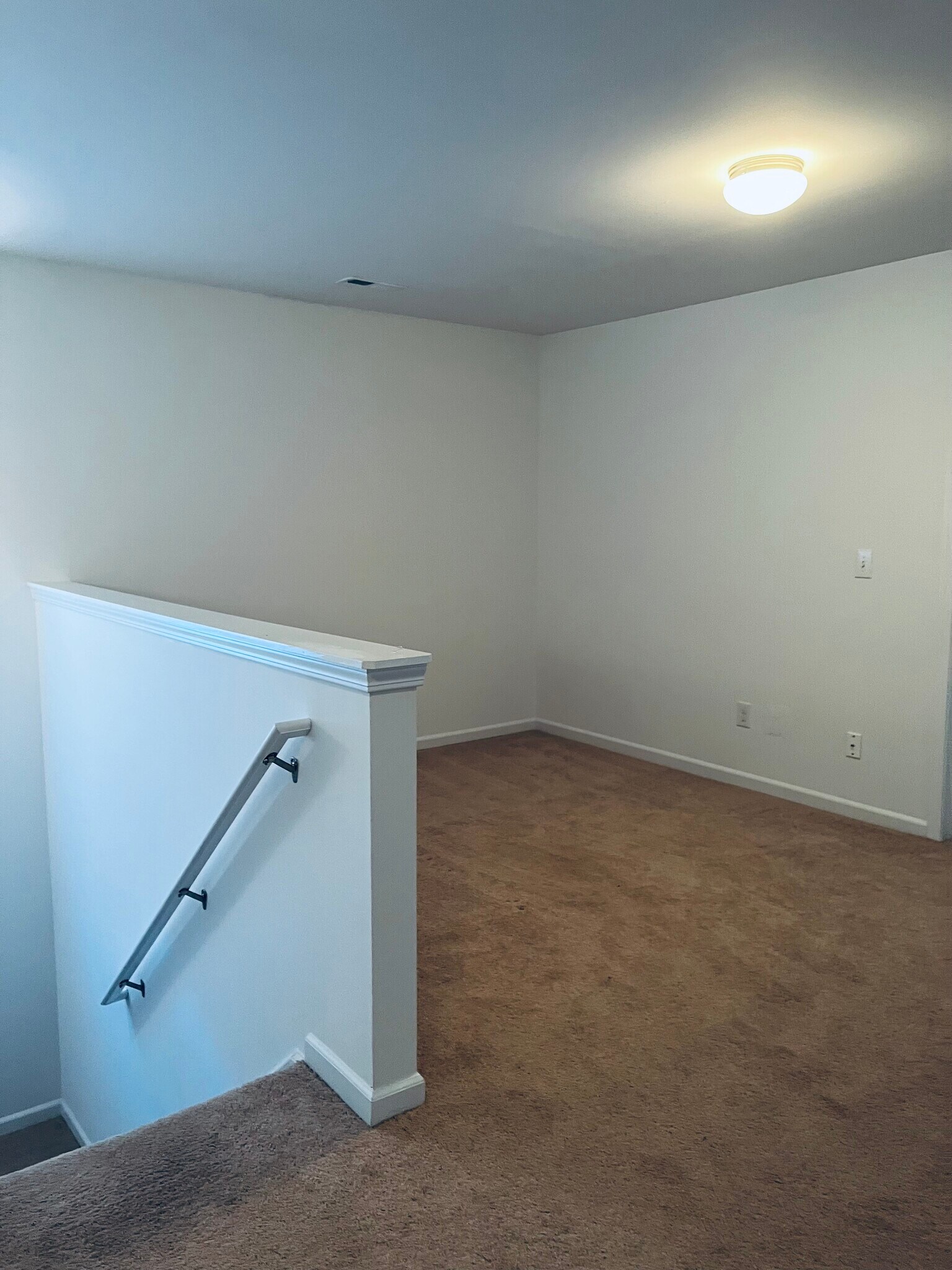Building Photo - 1528 Logan Patrick Ct