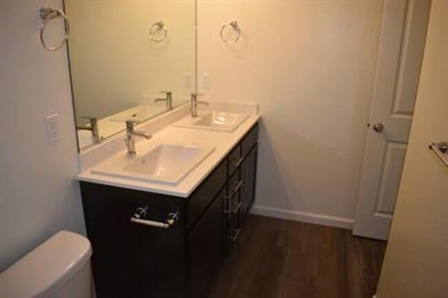 Building Photo - 4543 Iris Ct