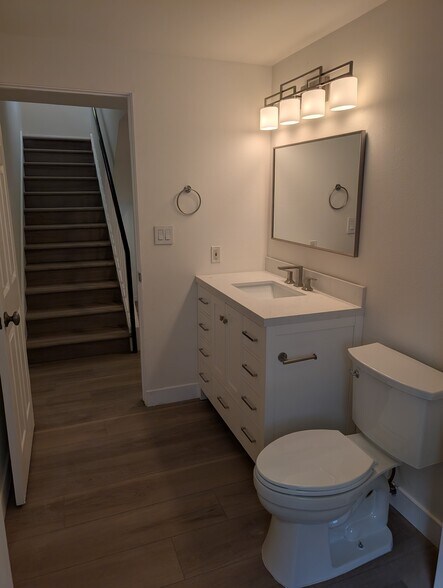 First floor half bath - 4775 La Villa Marina