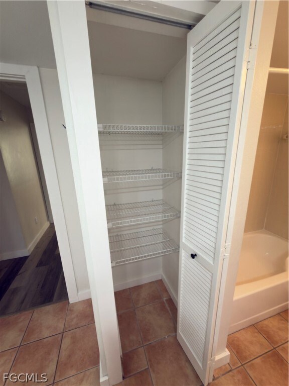 Building Photo - 17455 Silver Fox Dr