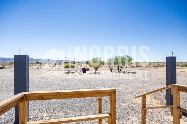 Building Photo - Manufactured Home South of Casa Grande