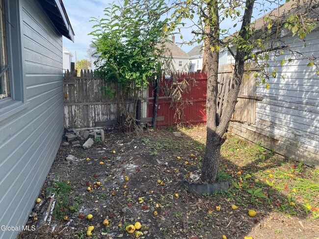 Building Photo - 1755 Avenue B