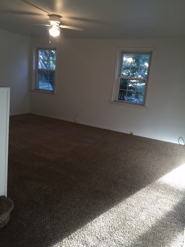 Building Photo - Coming soon!275 Filbert Ave, Wilmington, DE 19805 section 8 accepted
