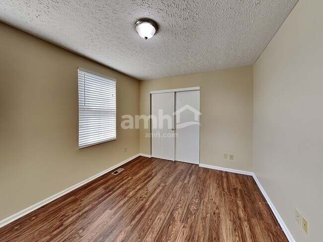 Building Photo - 5095 Algean Dr