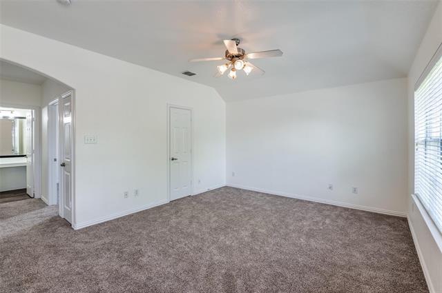 Building Photo - 305 Ferndale Dr