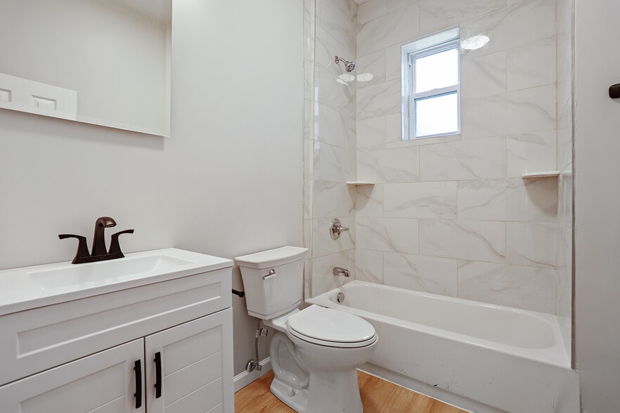 Building Photo - 3828 Wisconsin Ave