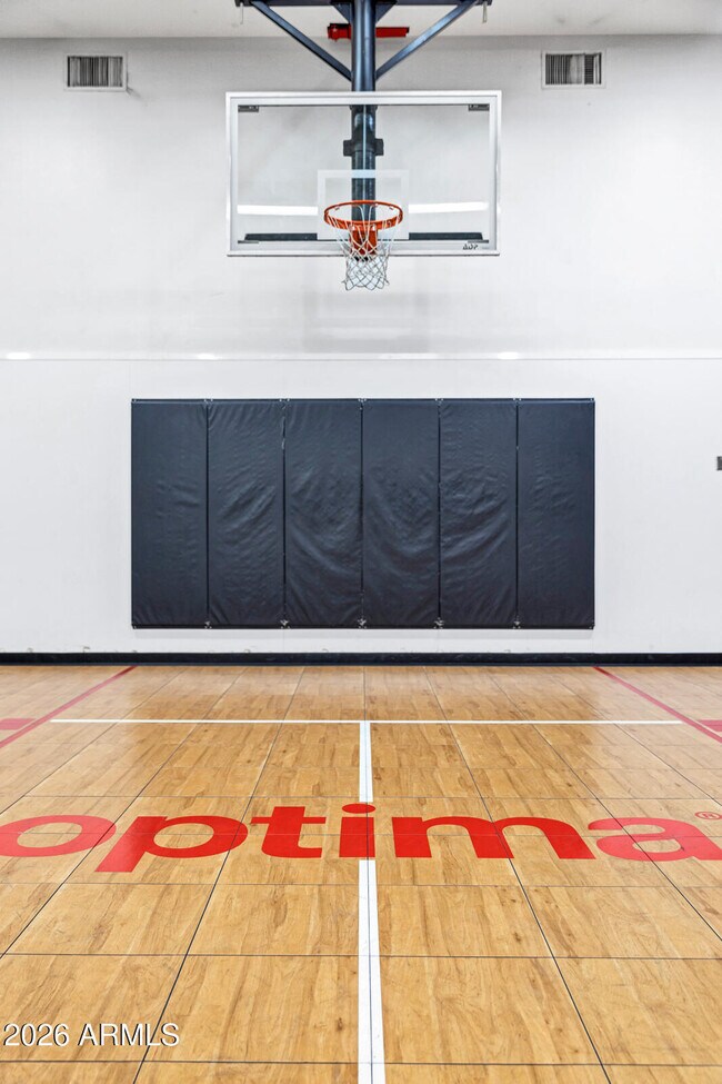 Building Photo - 7161 E Rancho Vista Dr