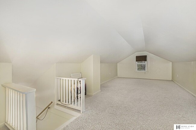 Building Photo - 5820 Walnut St