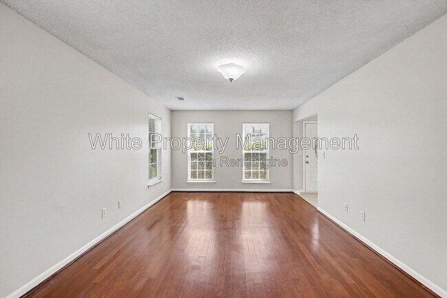 Building Photo - 1716 Starling Ct