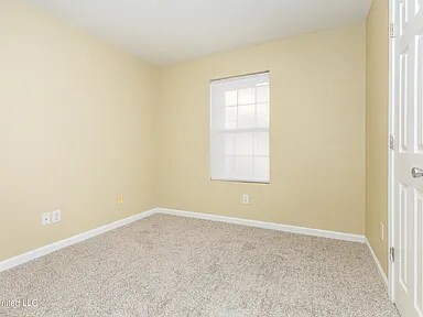 Building Photo - 5117 Potomac Dr