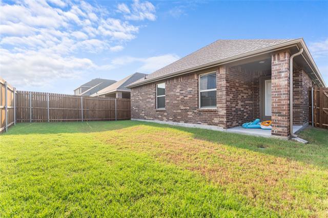 Building Photo - 1018 Stones Throw Dr
