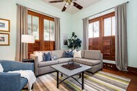 Building Photo - 664 Arlington Pl