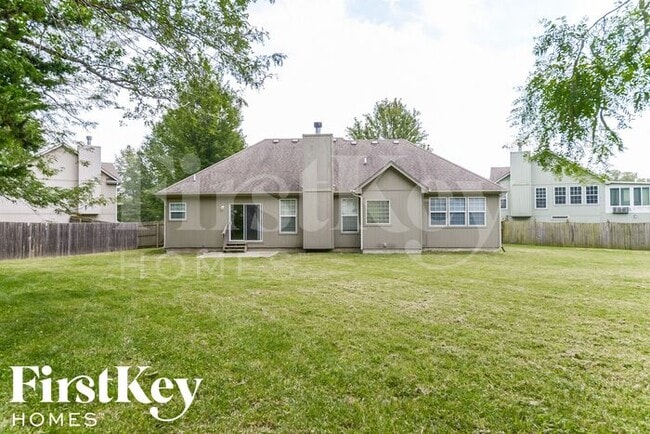 Building Photo - 14050 Drury Ct