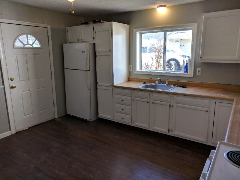 Building Photo - 1172 Wyoming Ave