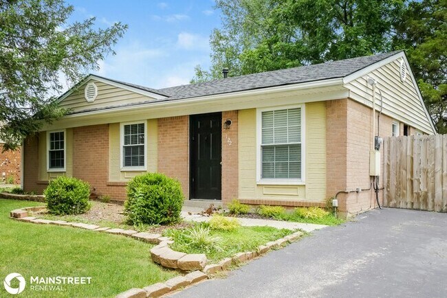 Building Photo - 122 OAKCREST CT, LOUISVILLE, KY 40229