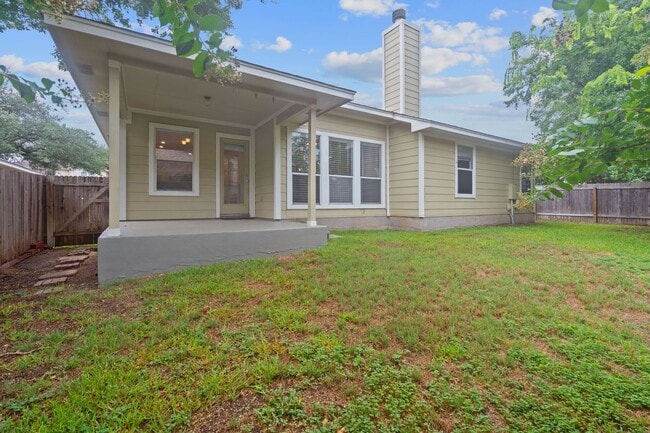 Building Photo - 909 Saba Cove