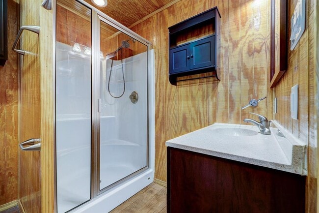 Building Photo - 5819 Anaqua Dr