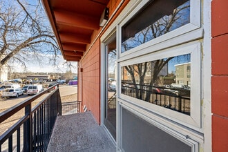 Building Photo - 415 S Weber St